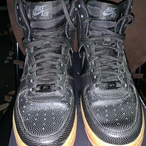 Women’s Air Force 1 HI SE 8.5